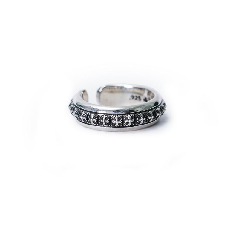 CHROME HEARTS PLUS PYRAMID OPEN BAND RING