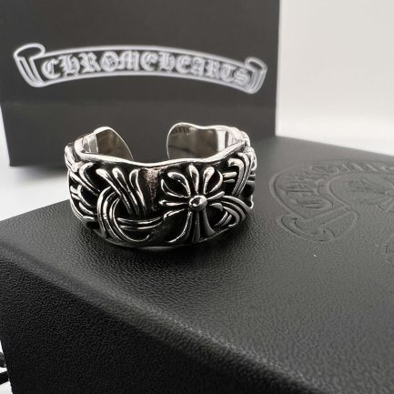 Chrome Hearts Double Flower Ring - Image 1